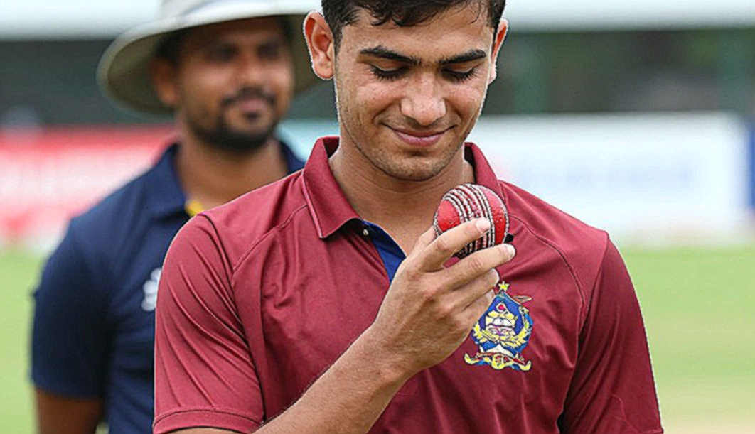 গতির দাম কে দেয়: ফ্র্যাঞ্চাইজি নিলামে তরুণ পেসারদের শরীর, বিল আর অদৃশ্য খাতা