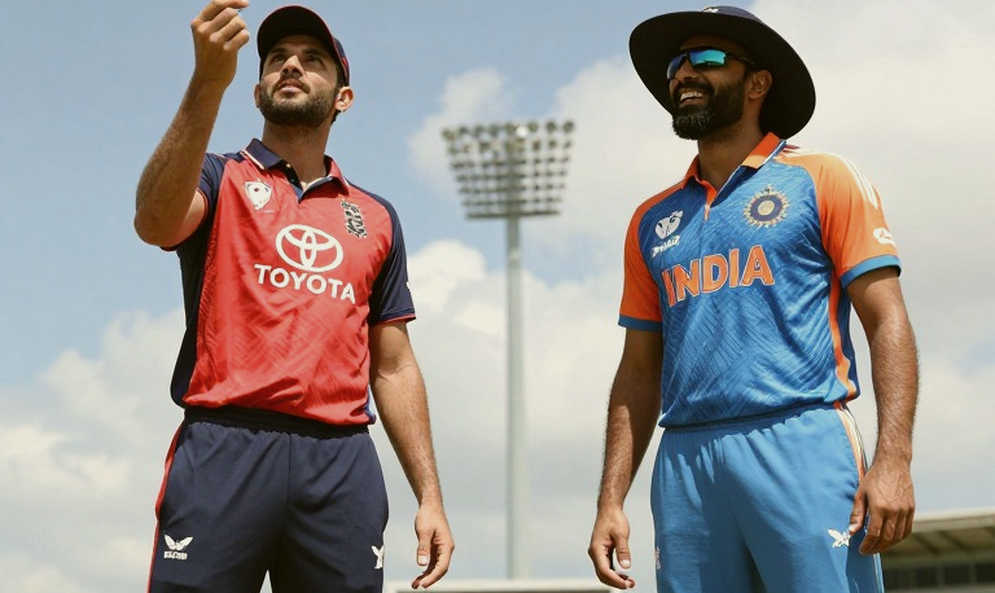 ভিসার লাইনে দাঁড়ানো লেগ স্পিনার: নারী ক্রিকেটের অদৃশ্য খাতা আর ভোর পাঁচটার টেপিং টেপ